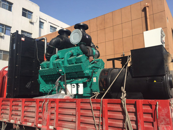 駐馬店159部隊(duì)醫(yī)院600KW康明斯自動(dòng)發(fā)電機(jī)組